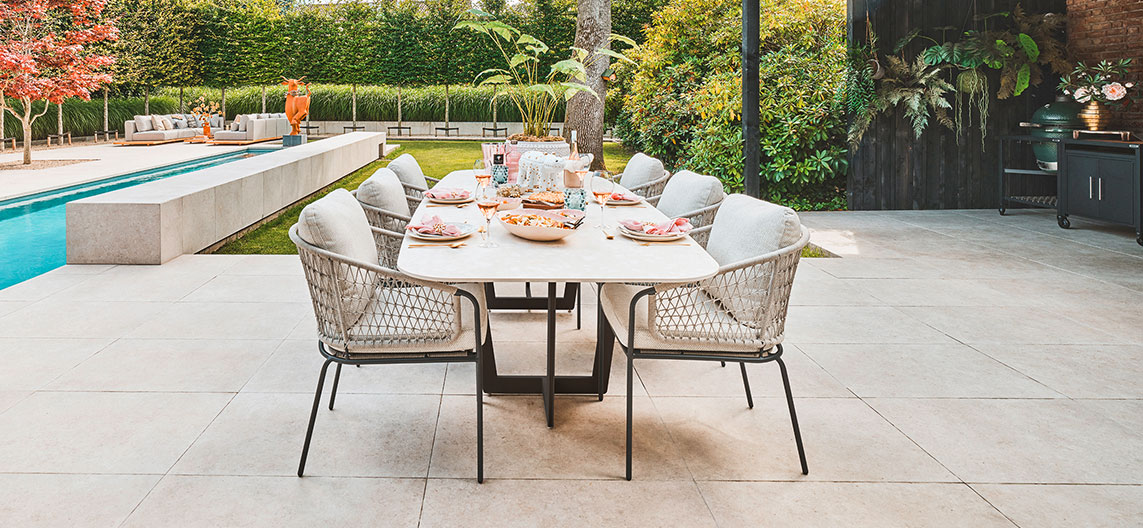 Suns-revello-dining-chair-palermo-table-matt-royal-gey