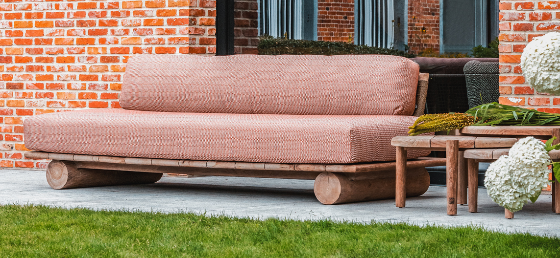 4.-Gommaire-sofa-edge-bank-coffee-floor-set-of-3-table-garden furniture