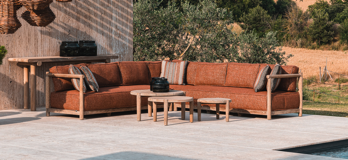 1.Gommaire garden furniture-mieke-lounge-set-floor-coffeetables