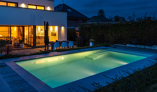 LPW Pools La Plage 9 monoblock swimming pool with warm white LED lighting