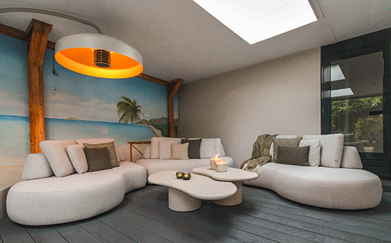 Suns Blocchi lounge set with Heatsail patio heater – luxury garden furniture for every season – Van Beem Outdoor Living