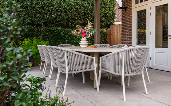 Suns Avero dining chairs