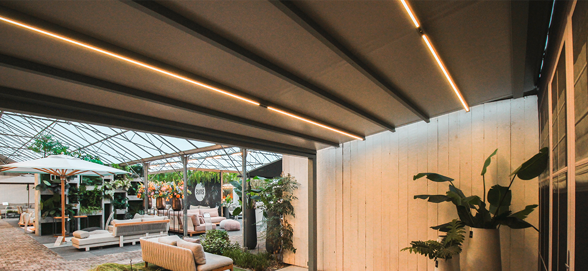Markilux pergola met vouwdak stretch voor luxe terrasoverkapping