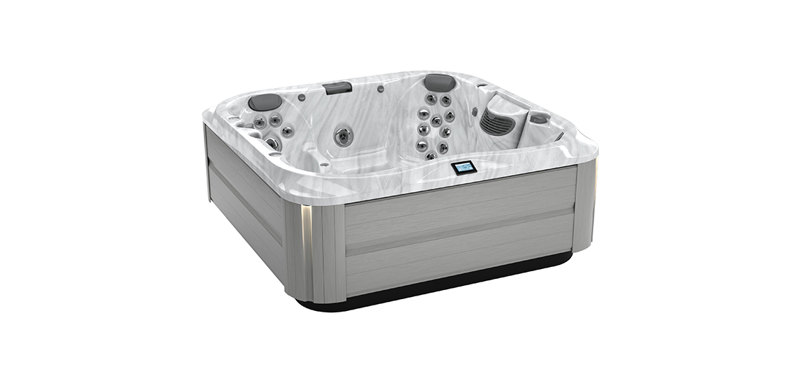 Jacuzzi J-375 uit de J-300 collectie voor luxe wellness in de tuin