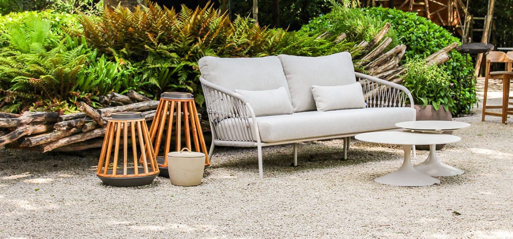 Van Beem Outdoor Living accessories in the garden at Meker Tuinen for a luxurious outdoor space