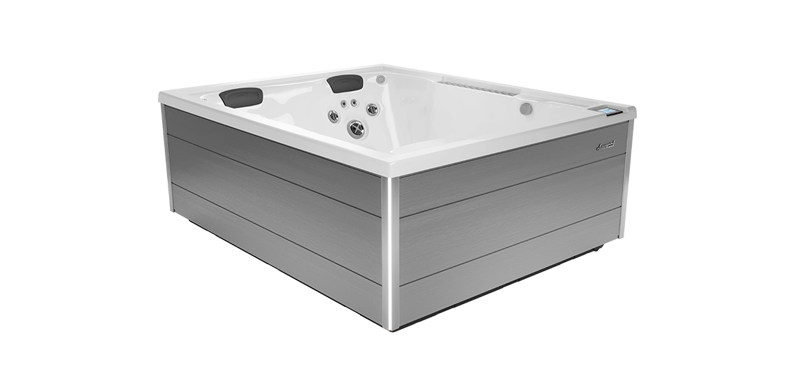 Jacuzzi collectie J4 model J404L voor luxe wellness in de tuin