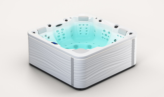 Aquavia Aurora collectie model Essence jacuzzi voor luxe wellness in de tuin