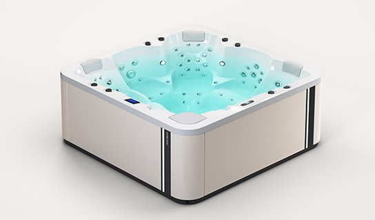 Aquavia Premium collectie model Velvet jacuzzi voor luxe wellness in de tuin