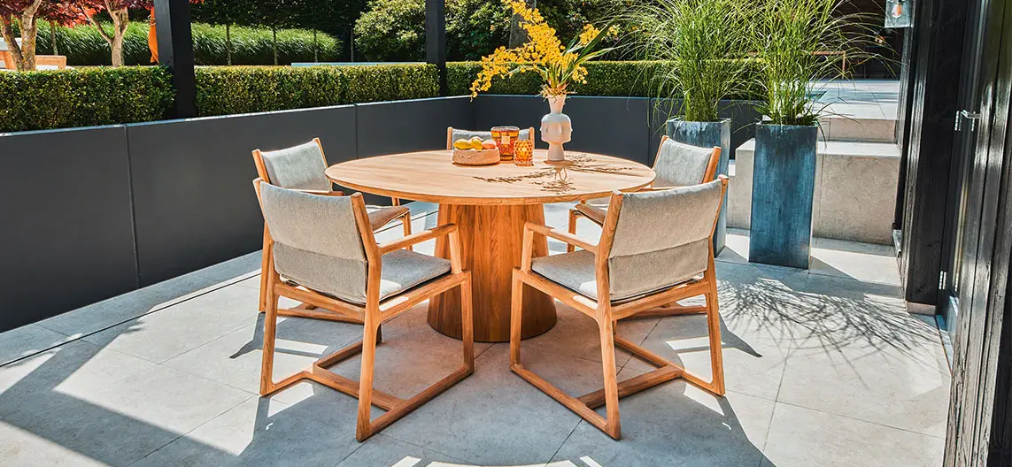 Suns-sorolo-dining-table-termoli-dining-chair-teak