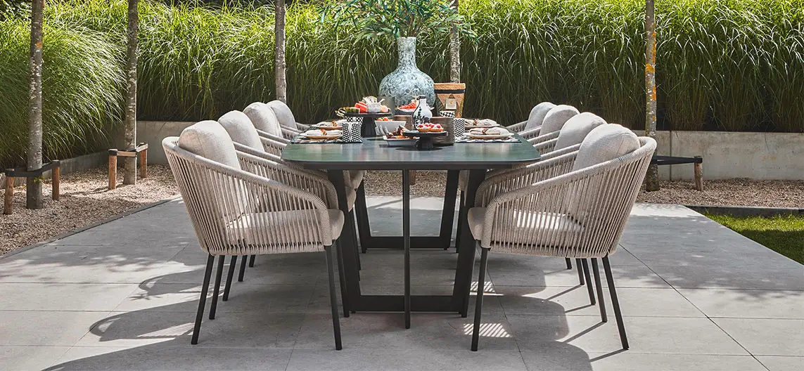 Suns-palermo-table-nappa-dining-chair